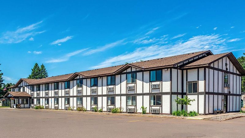 MH Ironwood Exterior