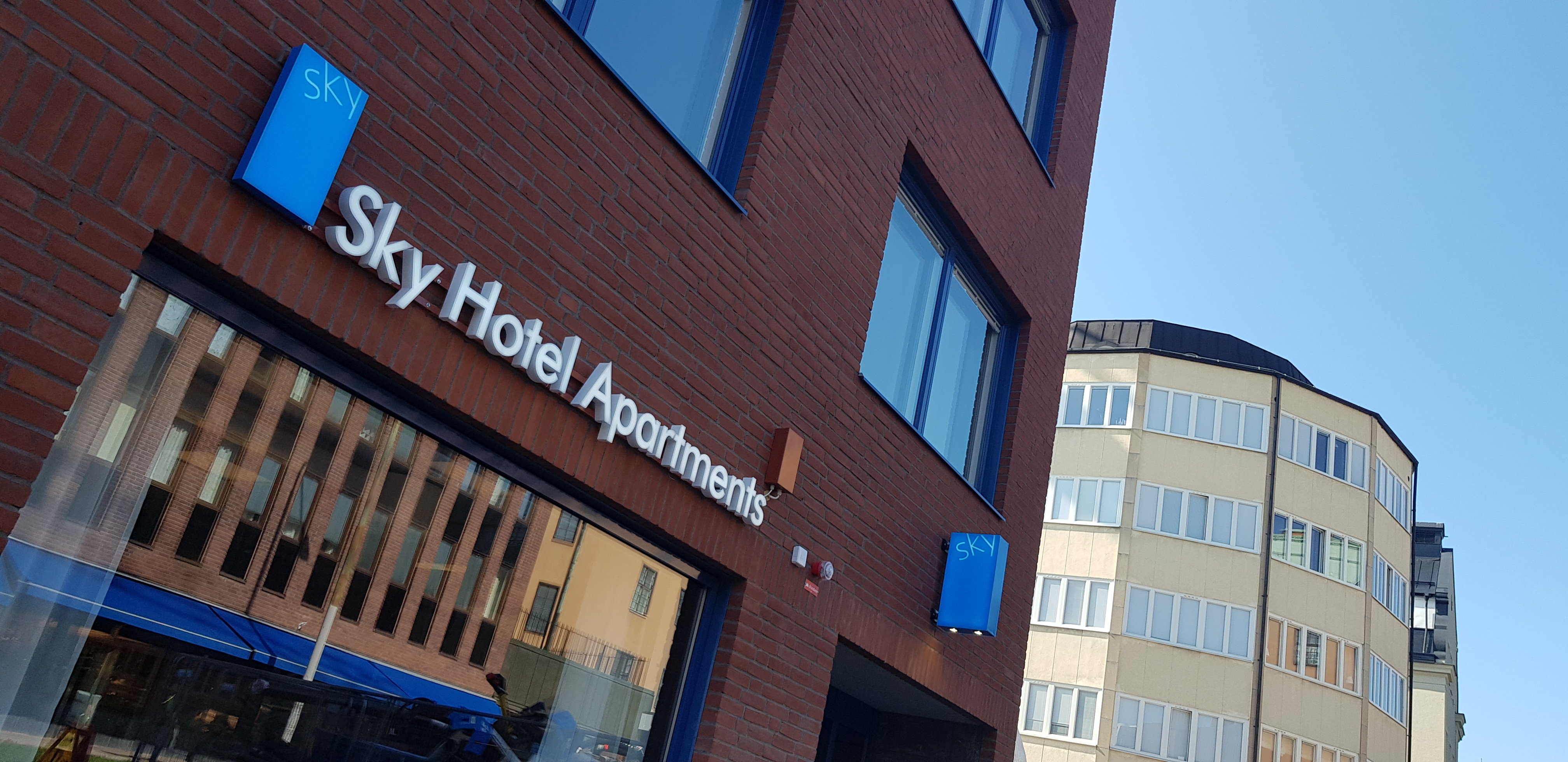 Sky Hotel Apartments City