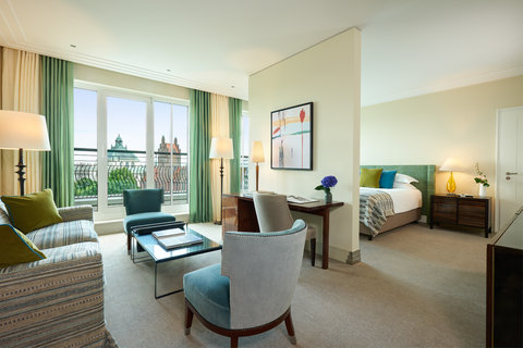 RFH The Charles Hotel - Junior Deluxe Suite