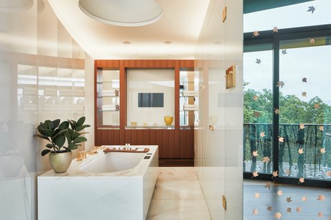 Carezza Suite Master Bathroom