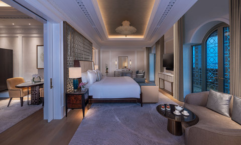 Emirates Palace Panoramic Seaview Suite