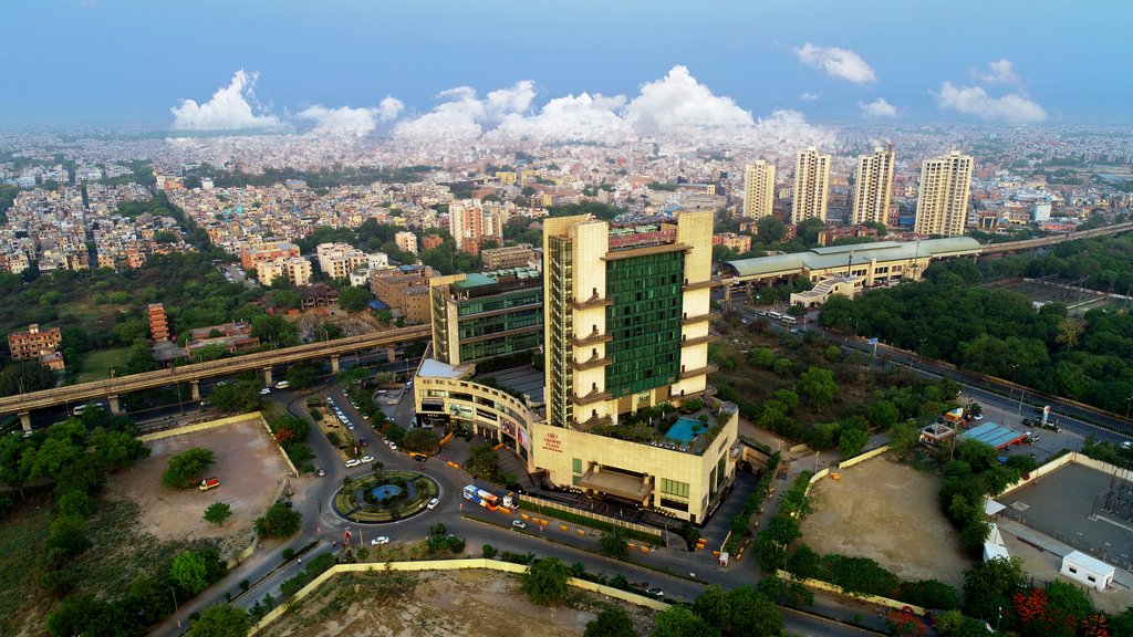 Crowne Plaza New Delhi Rohini, an IHG Hotel - Hotel Exterior Feature