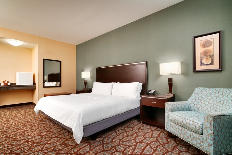 Holiday Inn Express and Suites Butte