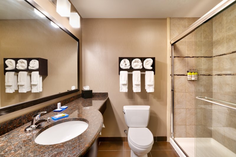 Holiday Inn Express and Suites Butte