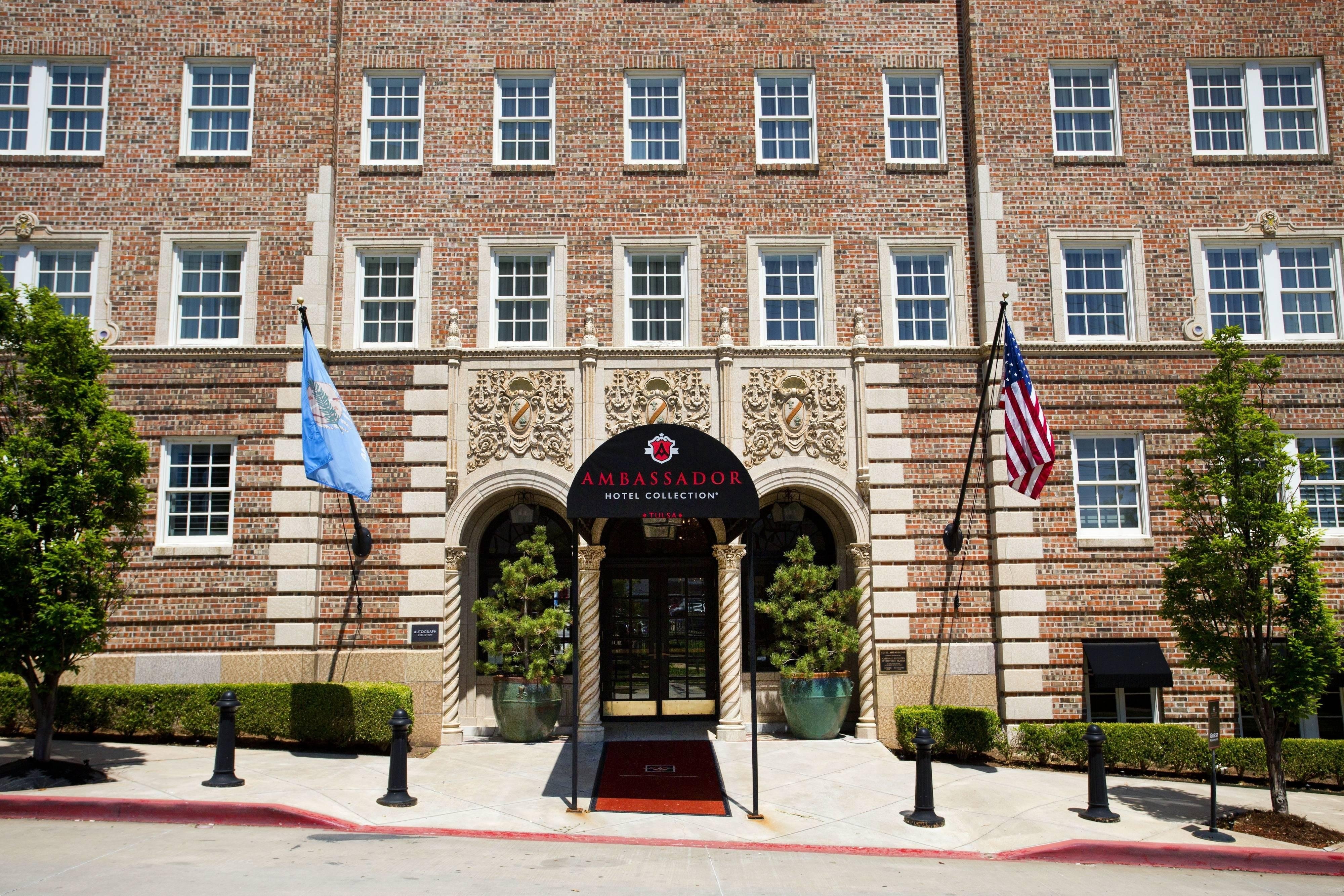 Ambassador Hotel Tulsa, Autograph Coll