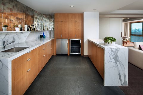 Presidential Suite kitchenette