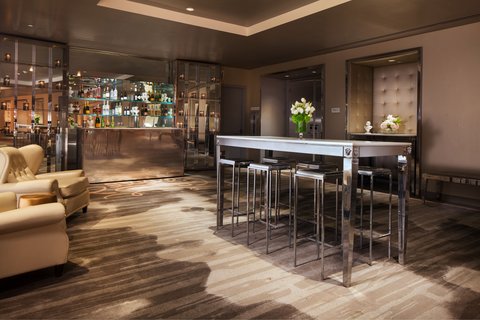Albert Foyer W Open Bar