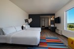 Suite, In Loft: 2 Queen
