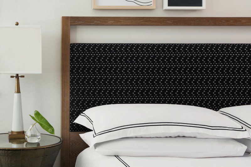 Surfcomber – A Kimpton Hotel