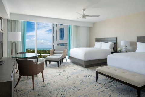 Queen/Queen Deluxe Guest Room