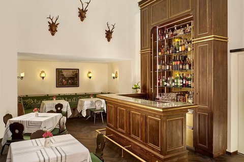 Restaurante Goldener Hirsch - Bar