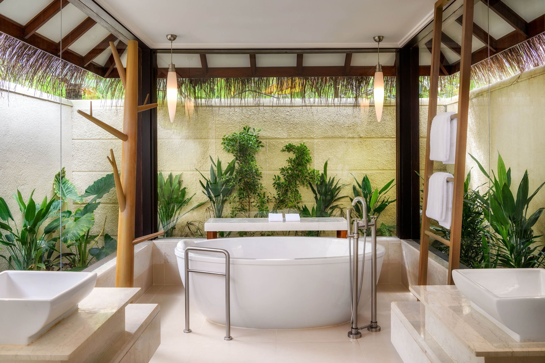 Sheraton Maldives Full Moon Resort & Spa Room Type - Villa, 1 King Bed, Smoking, Ocean View (Private Pool)