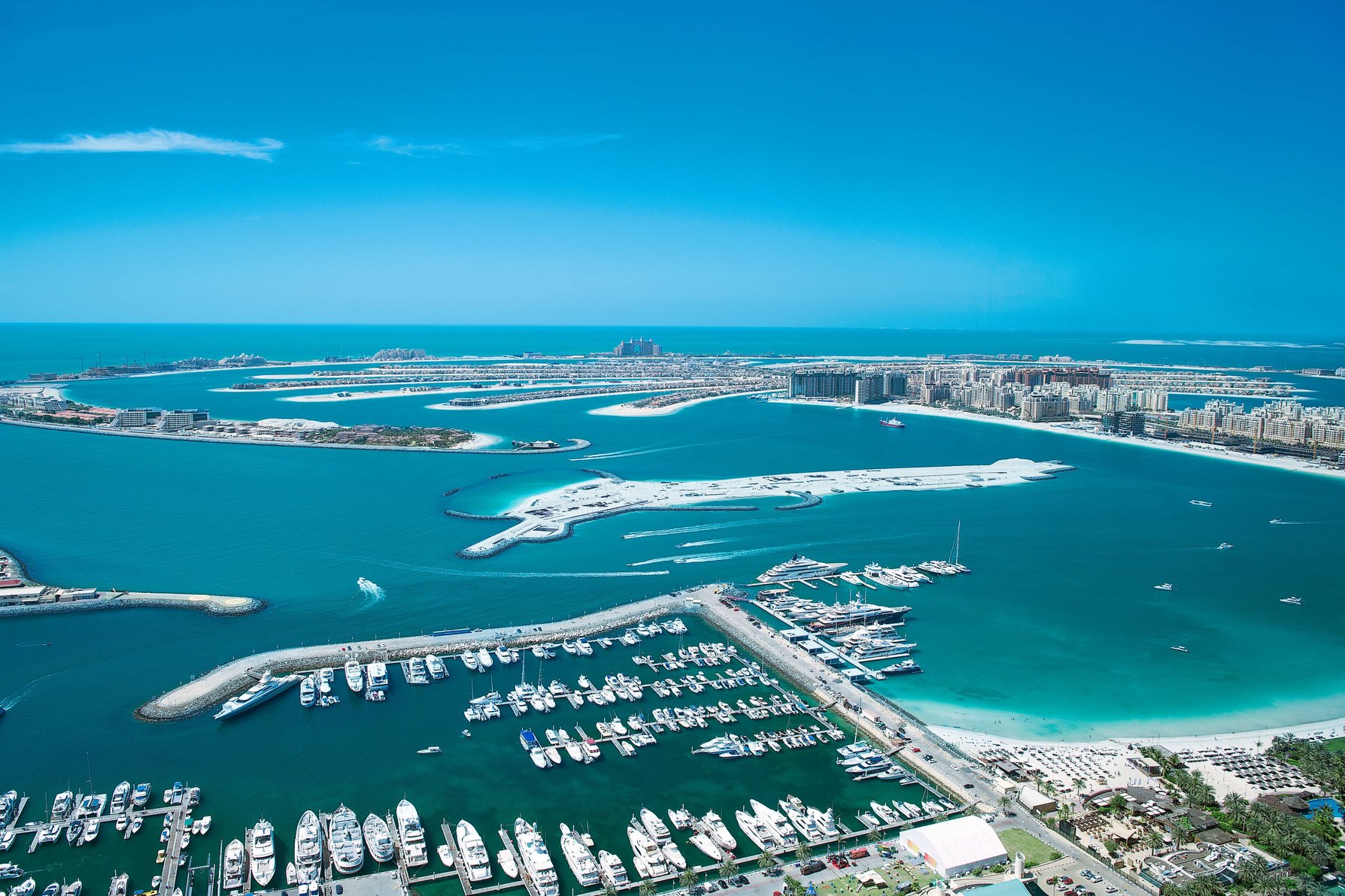 Dubai Marriott Harbour Hotel & Suites Room Type - 2 Bedroom Superior Suite, 2 Bedroom Suite, Bedroom 1: 1 King, Bedroom 2: 2 Twin, Balcony