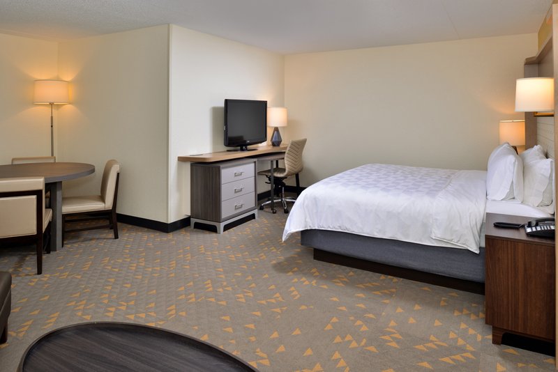 HOLIDAY INN HTL STE OVERLAND