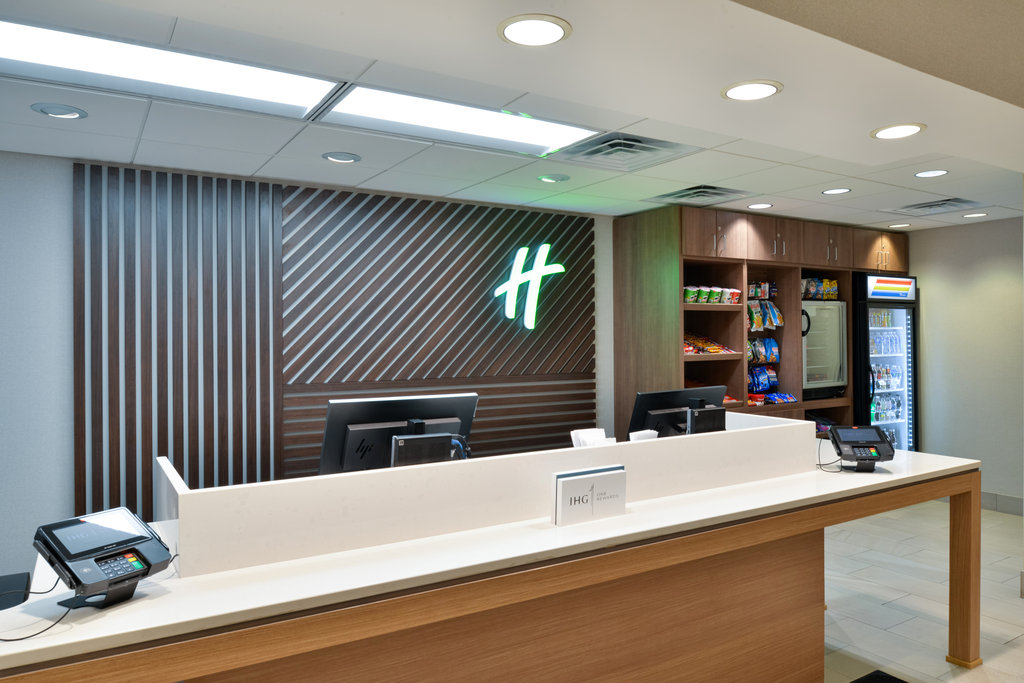 Inviting Front Desk and Market Place 