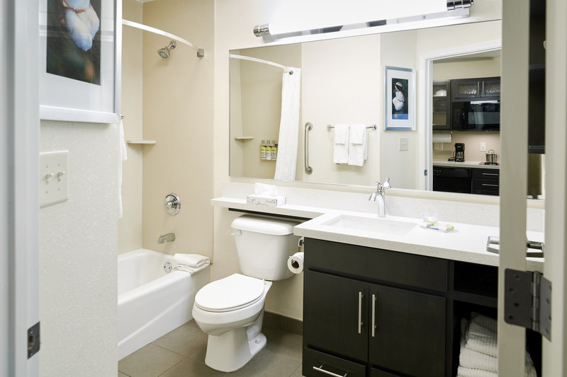 Candlewood Suites – Military Building 2250