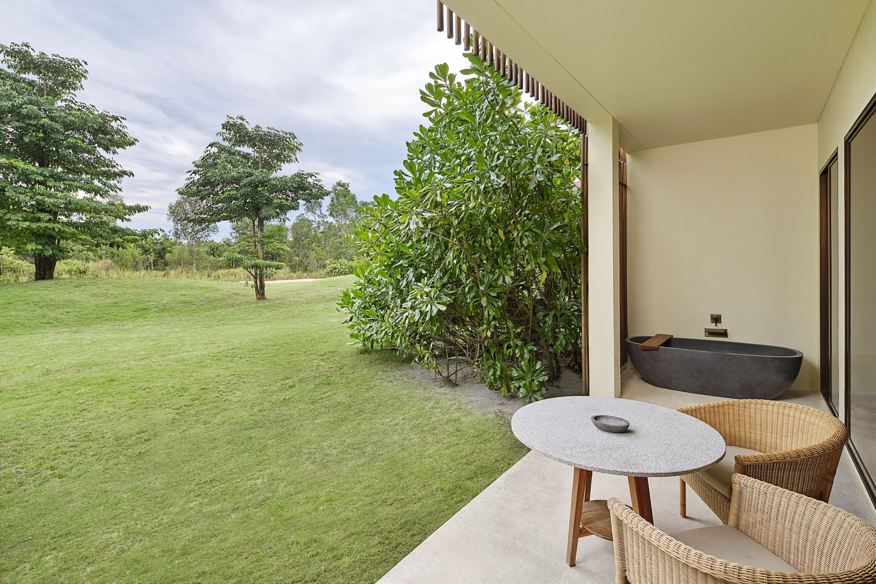 Sheraton Belitung Resort Room Type - Garden View, Guest room, 1 King, Garden view, Balcony