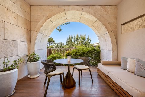 Deluxe Garden View Guest Room