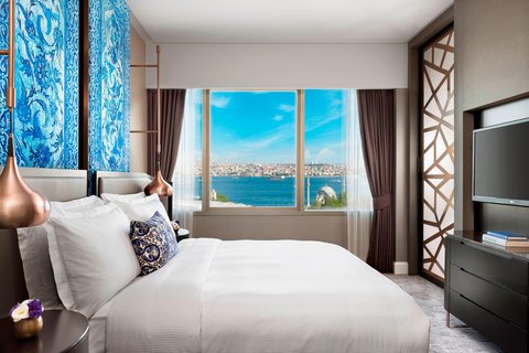 Bosphorus View Suite - Bedroom