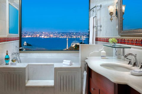 Presidential Suite Bathroom