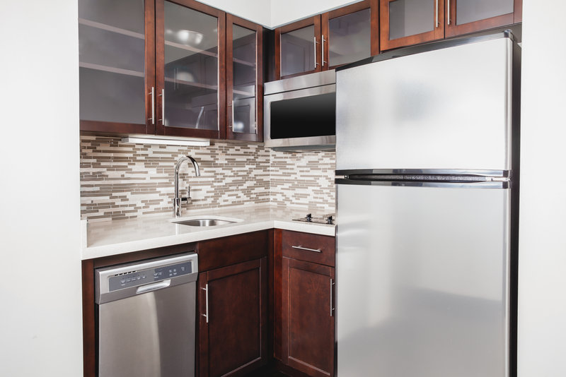 Staybridge Suites Denver-Stapleton