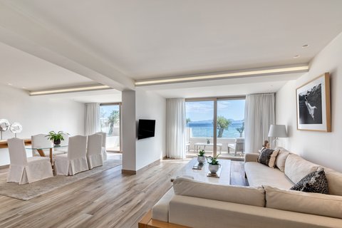 Emerald Residence - Living Room