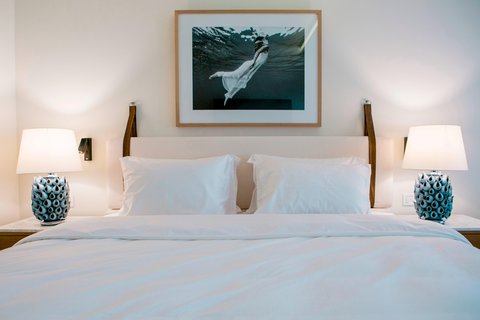 King Emerald Retreat Guest Room