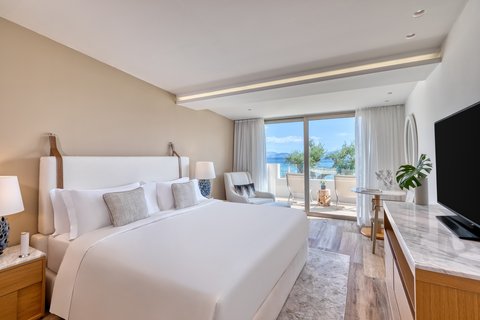 Emerald Residence - King Bedroom