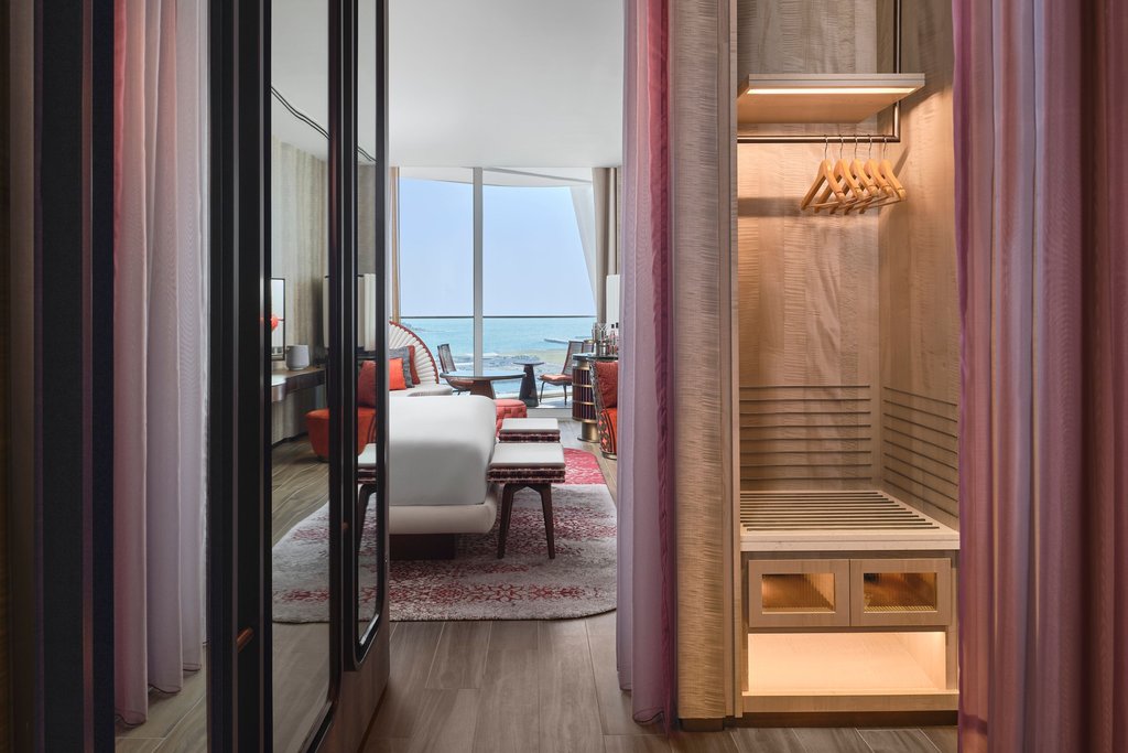 W Dubai  Mina Seyahi by Marriott Room Type - Premier Deluxe, Guest room, 1 King, Sea view, High floor, Balcony