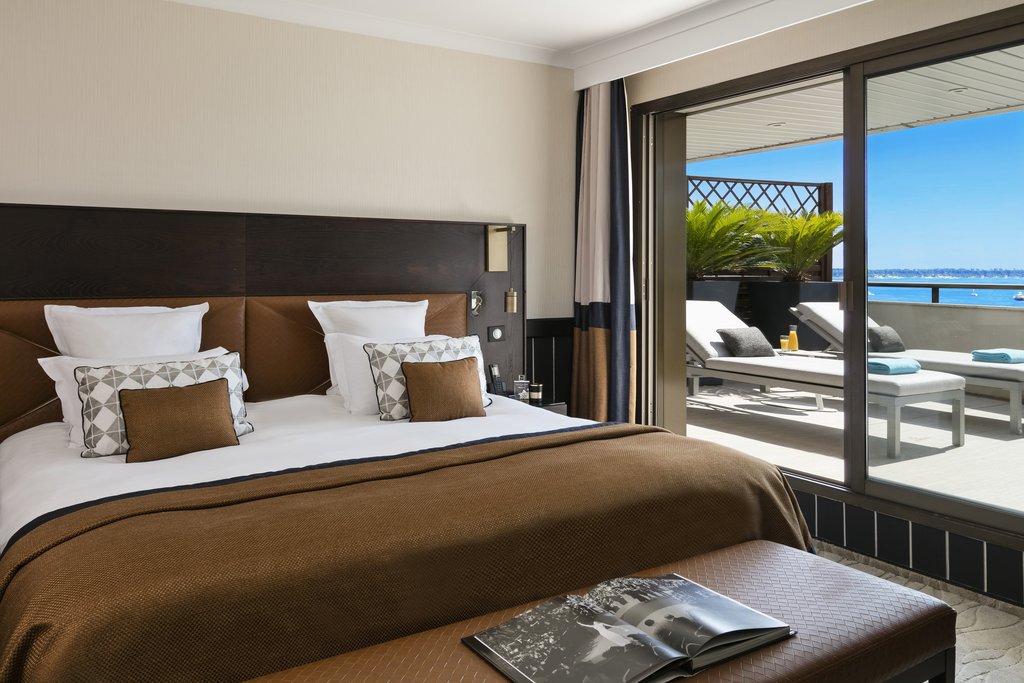 Guest photo