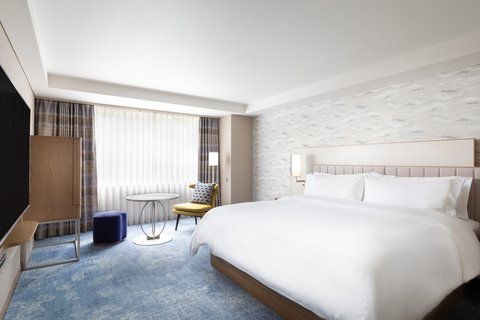 King Deluxe Guest Room