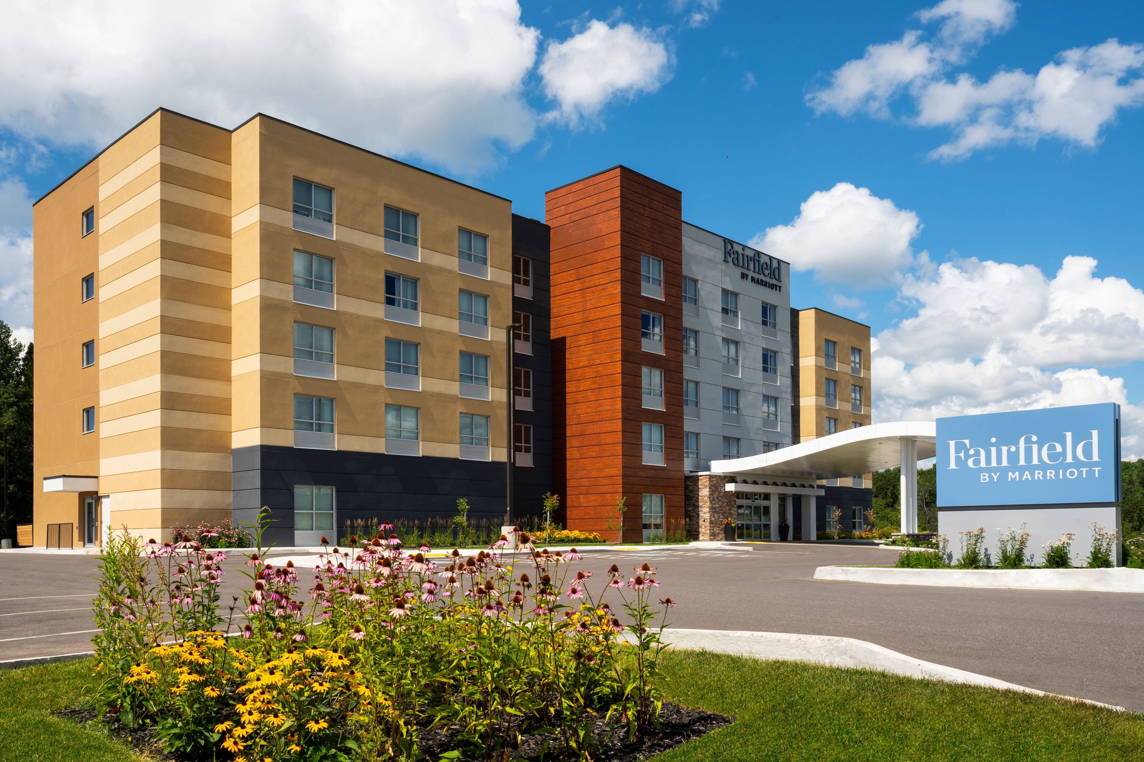 Fairfield Inn & Suites North Bay