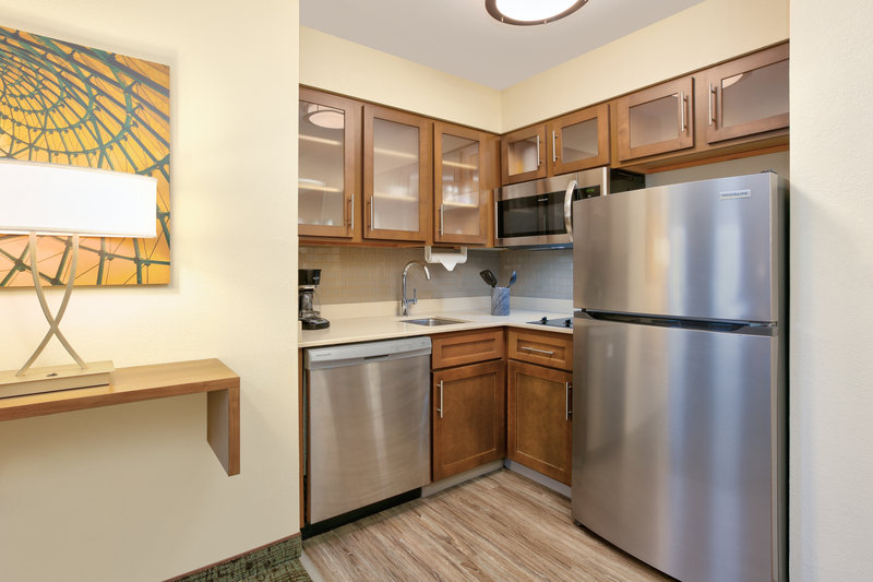 STAYBRIDGE SUITES CORNING