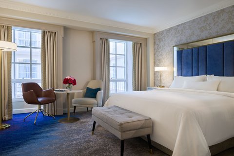 Deluxe King Guest Room