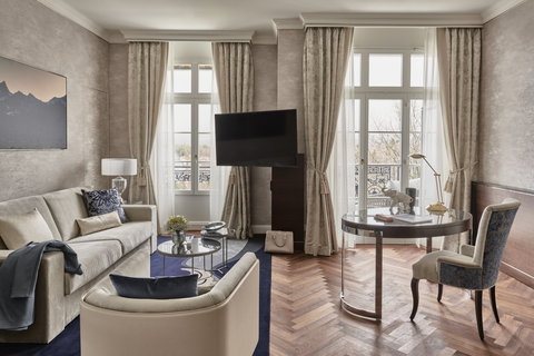 Quellenhof Suite, Livingroom