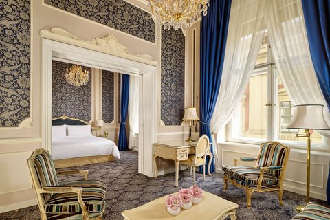 Sisi Suite
