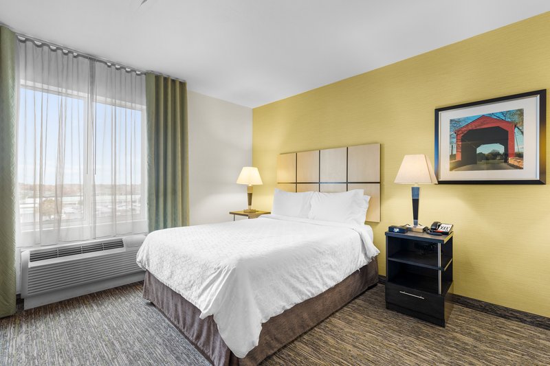 Candlewood Stes Erie