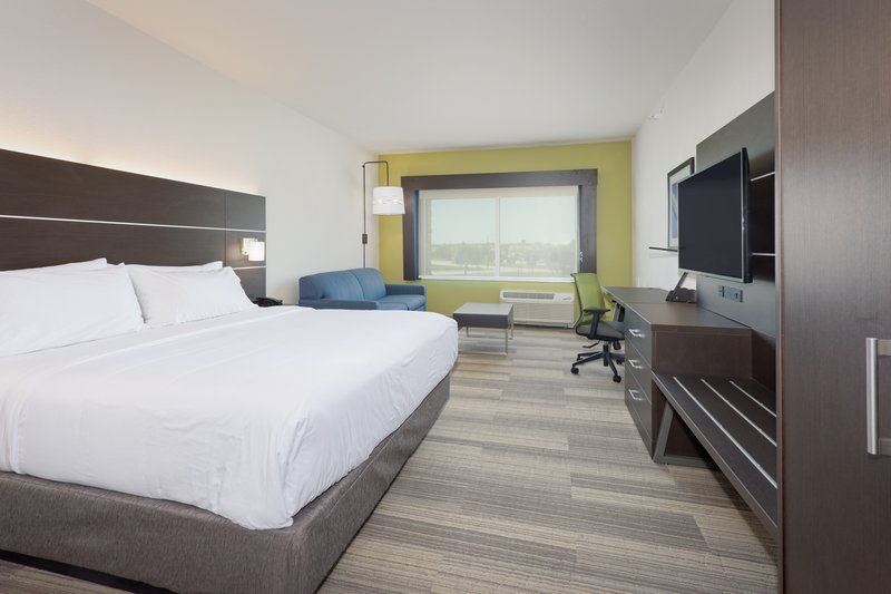 Holiday Inn Express and Suites Firestone – Longmont
