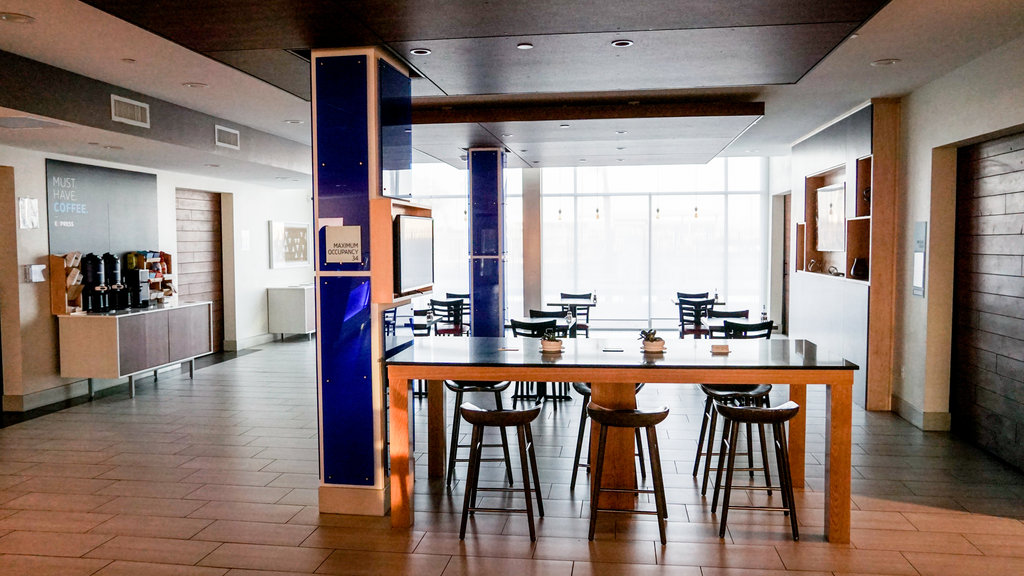 Plenty of space for an excellent and complimentary breakfast.