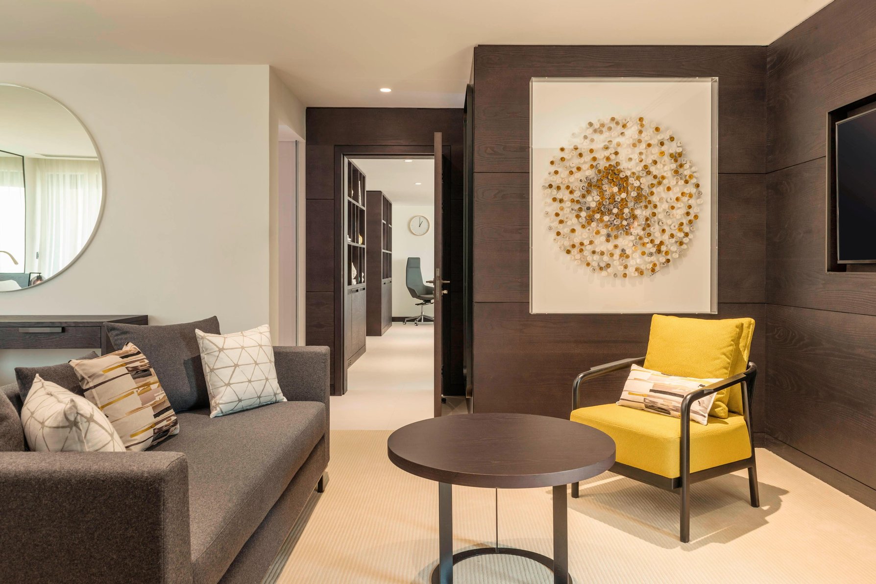 Le Royal Meridien Beach Resort And Spa Room Type - Presidential Suite, Club lounge access, Presidential Suite, Bedroom 1: 1 King, Bedroom 2: 1 King Le Royal Meridien Beach Resort And Spa Room Type - Presidential Suite, Club lounge access, Presidential Suite, Bedroom 1: 1 King, Bedroom 2: 1 King