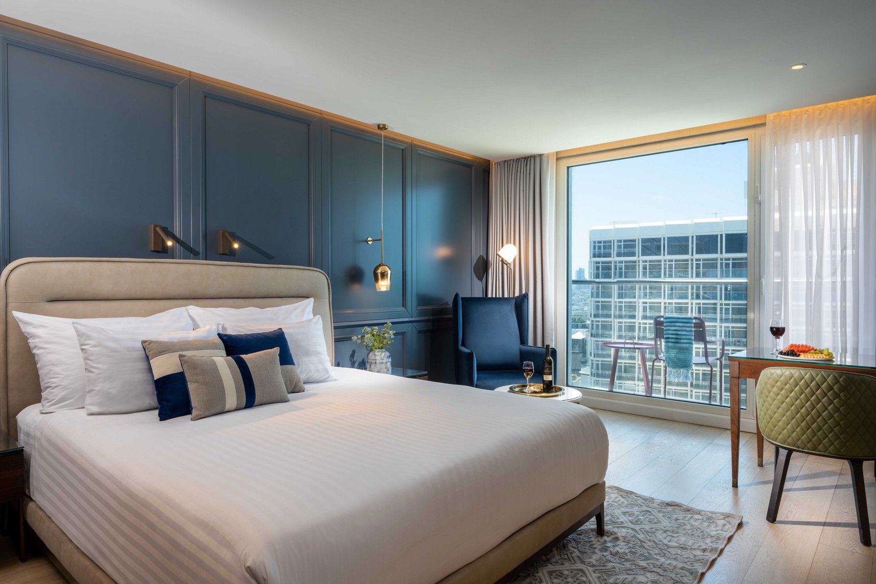 Crowne Plaza Tel Aviv Beach Room Type - 1 King Standard Sea View Mid Floor