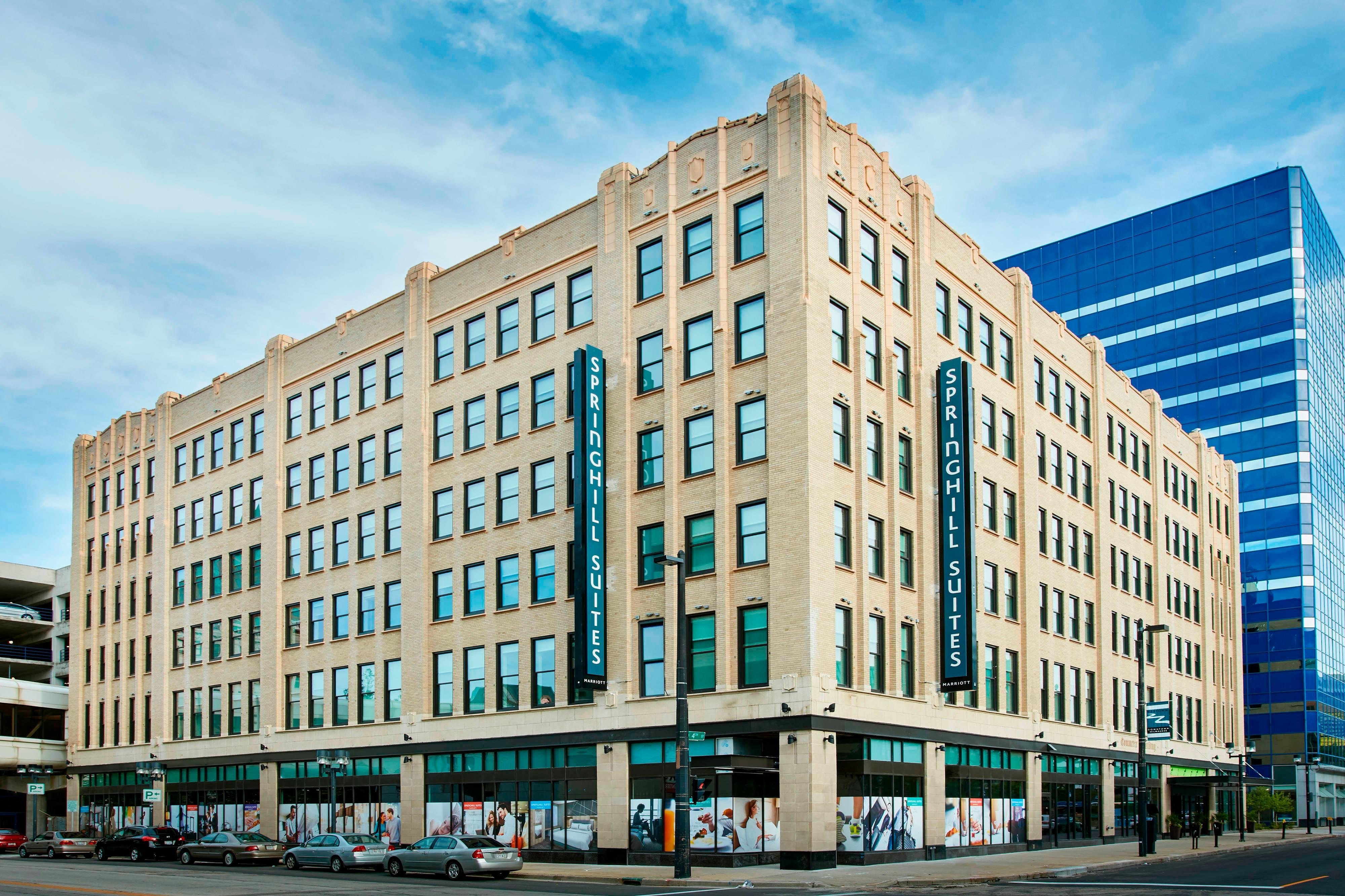 SpringHill Suites Milwaukee Downtown