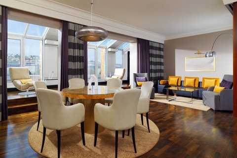 Presidential Suite - Living Room