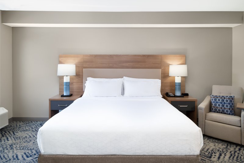 Candlewood Suites Asheville Downtown