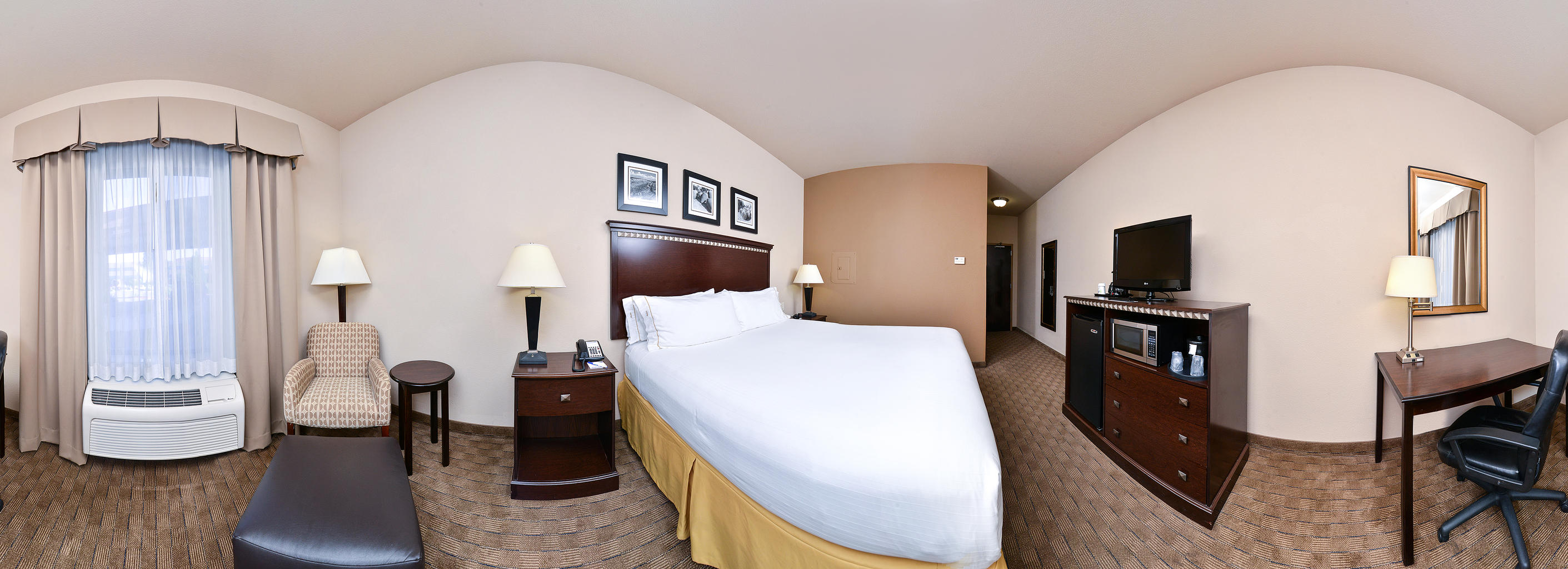 HOLIDAY INN EXP STES HISTORIC