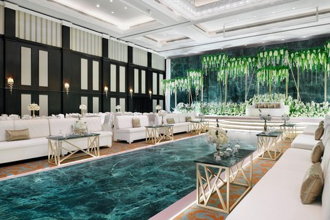 Beautiful wedding set-up at the ballroom