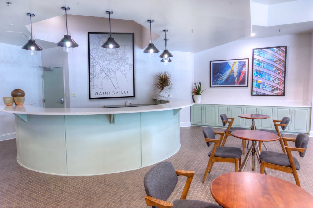 Holiday Inn GAINESVILLE-UNIVERSITY CTR, Nassau