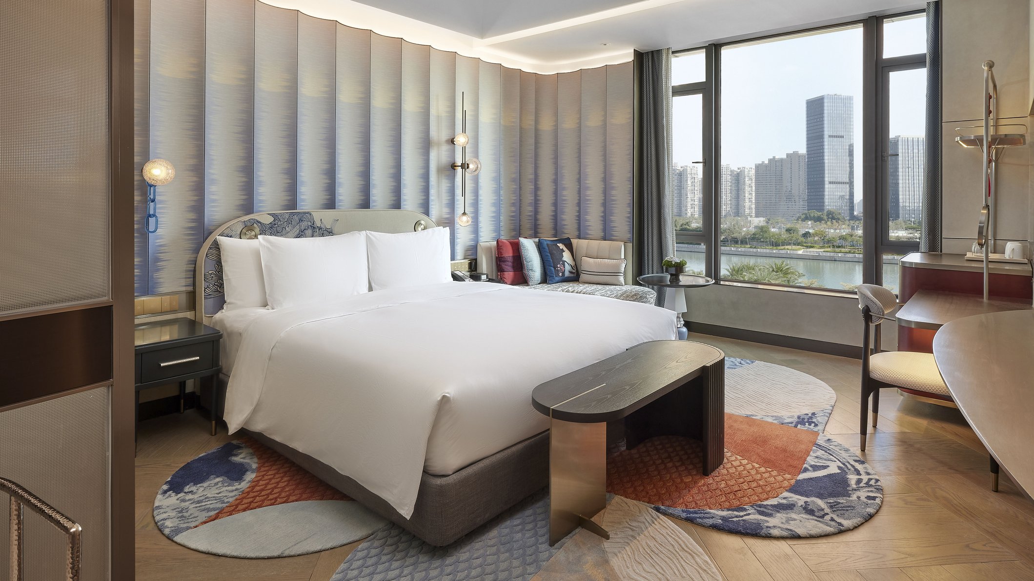 Hotel Indigo XIAMEN HAICANG Room Type - 1 King Standard Lake View