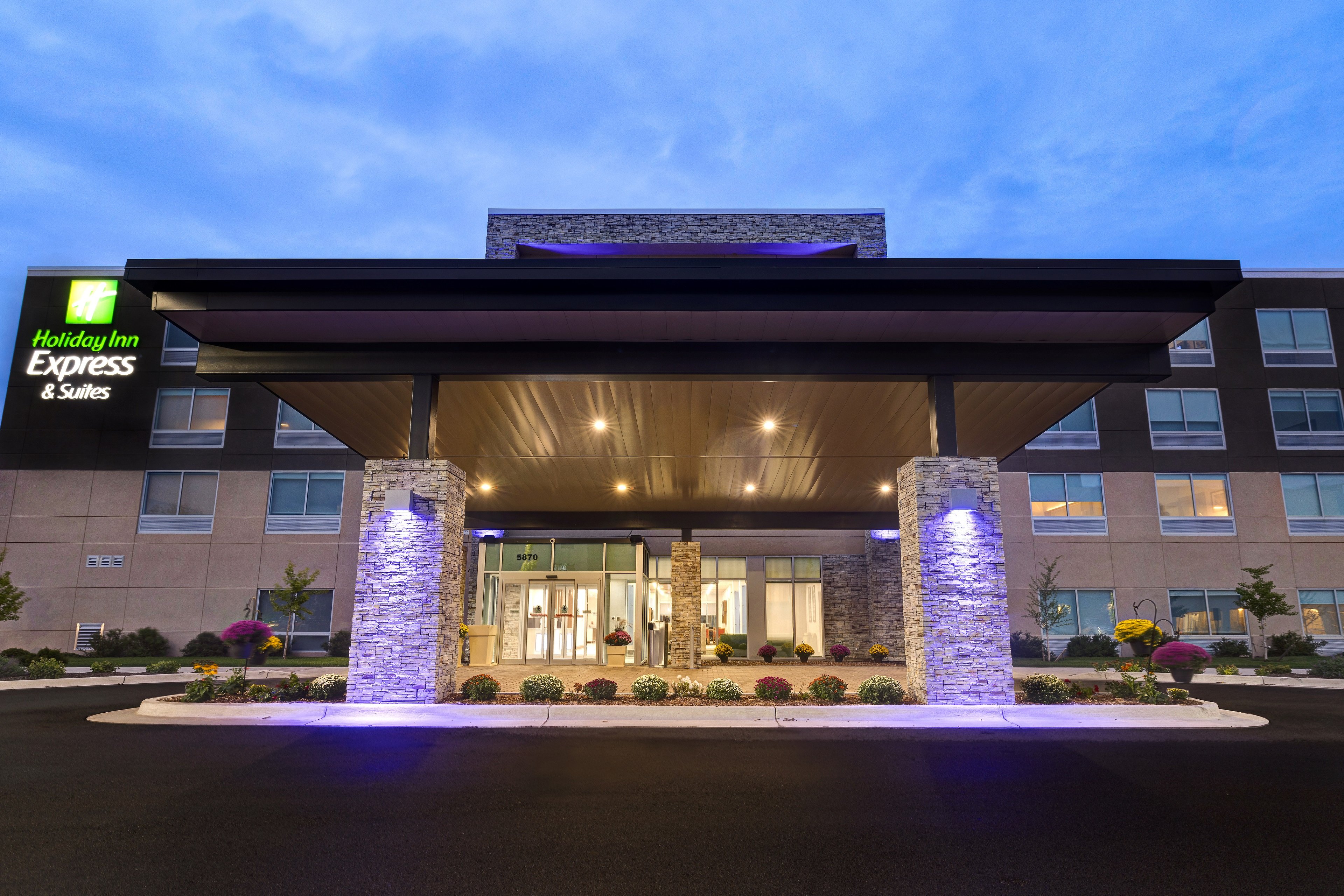 Holiday Inn Express-Stes Grand Rapids S.