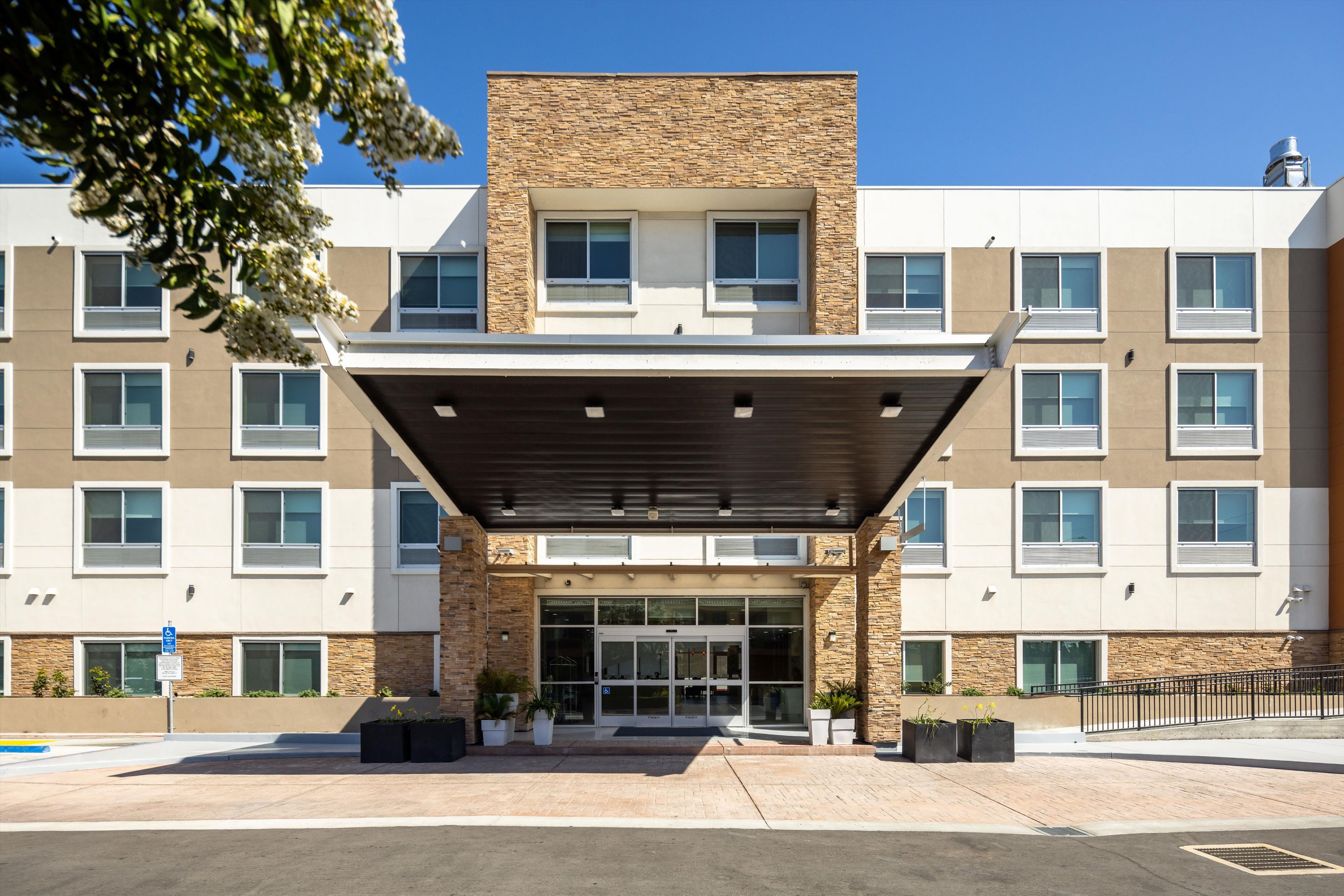 Holiday Inn Express & Suites San Jose